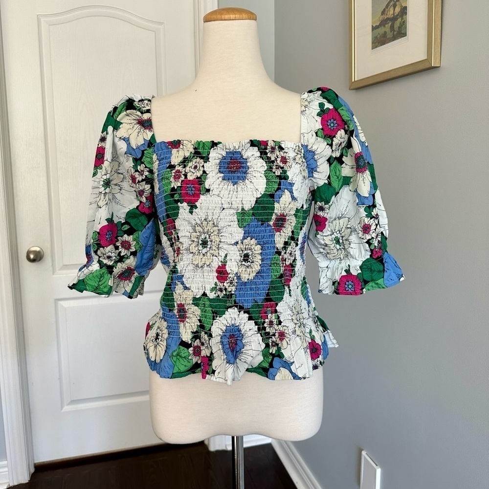 GAP Puff Sleeve Smocked Peplum Top